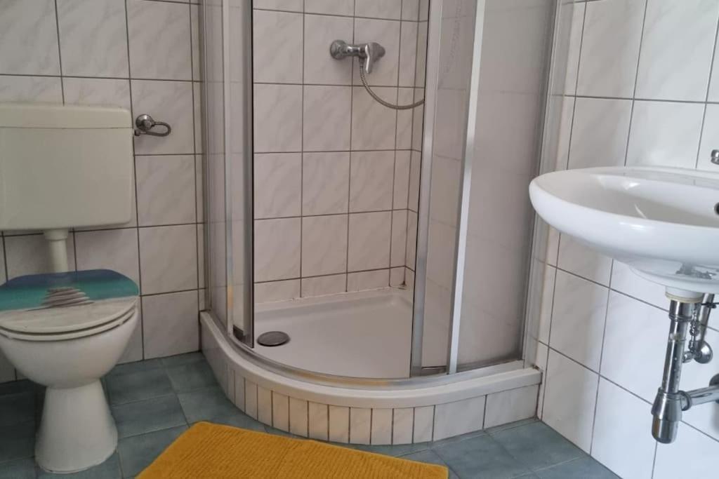 Apartment Mit 2 Betten Inklusive Gratis Parkplatz Graz Exterior foto